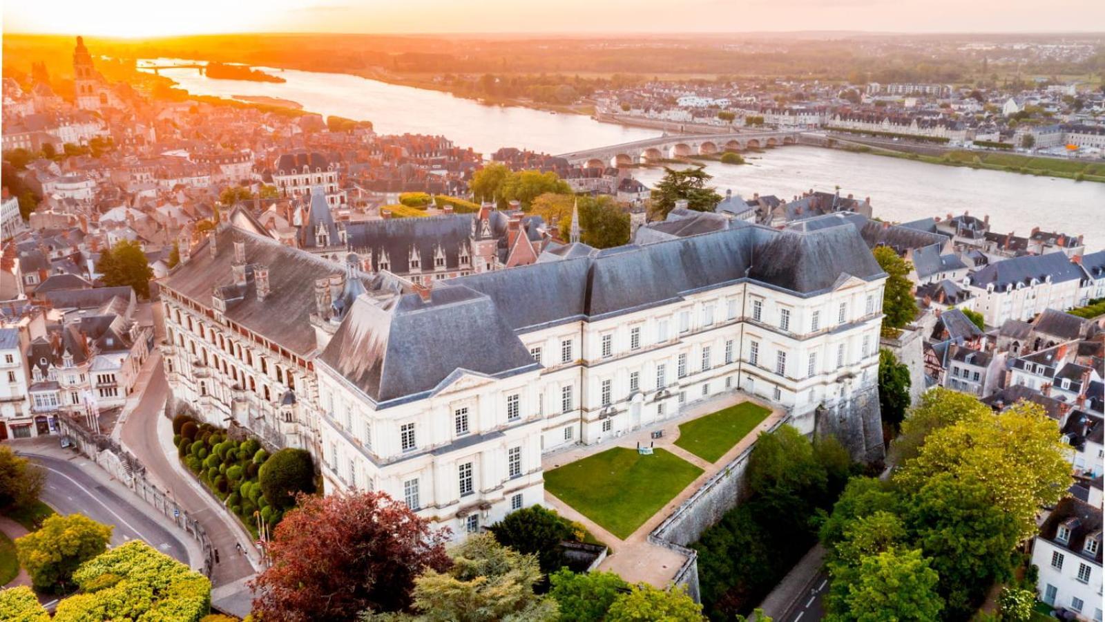Coeur De Blois Charmant Appart Louis XII Vue Loire エクステリア 写真